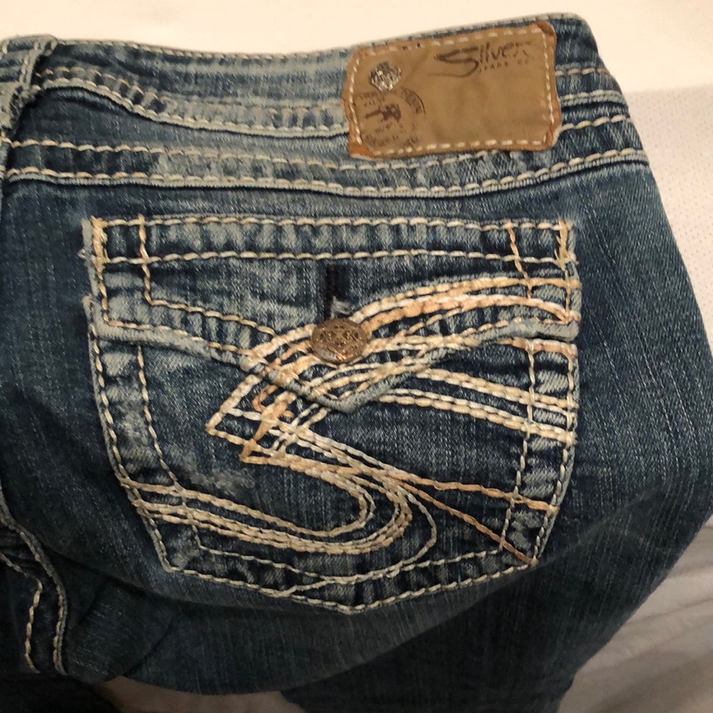 Jeans - Picture 2 of 5